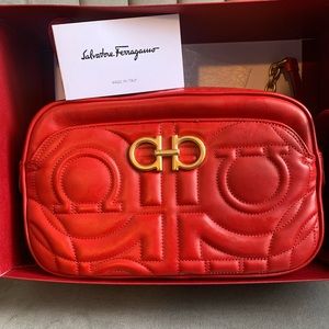SALVATORE FERRAGAMO Quilted Gancini Camera Shoulder Bag